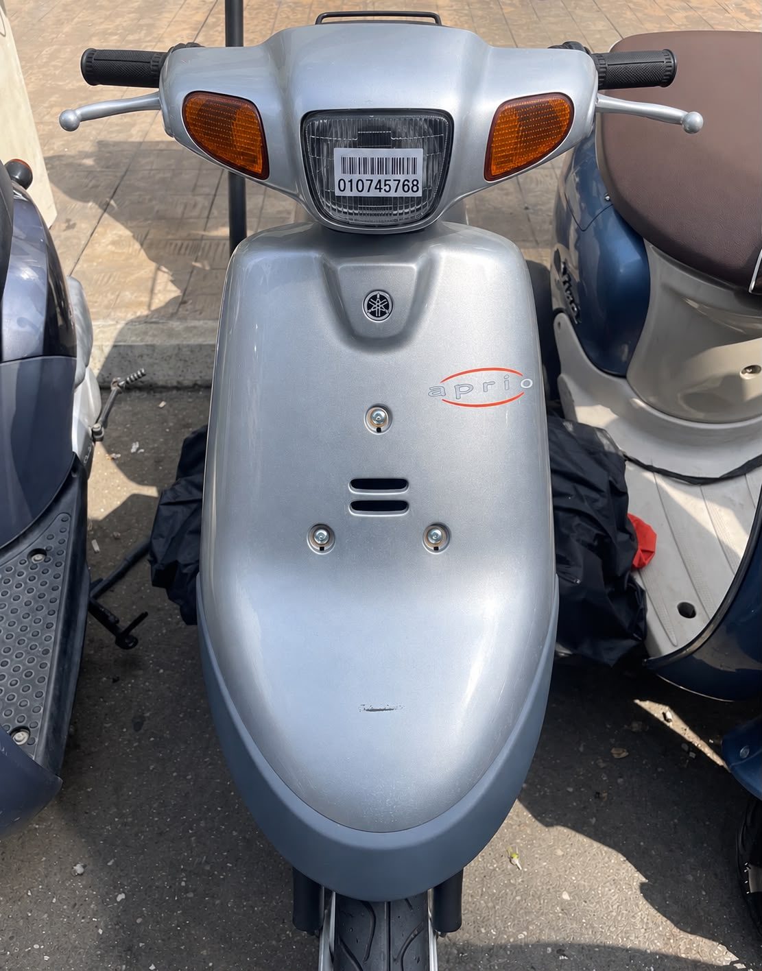 YAMAHA 
